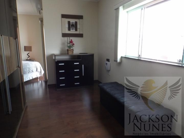 Casa à venda com 3 quartos, 310m² - Foto 5