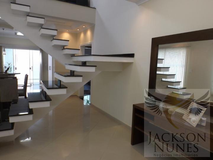 Casa à venda com 3 quartos, 310m² - Foto 14