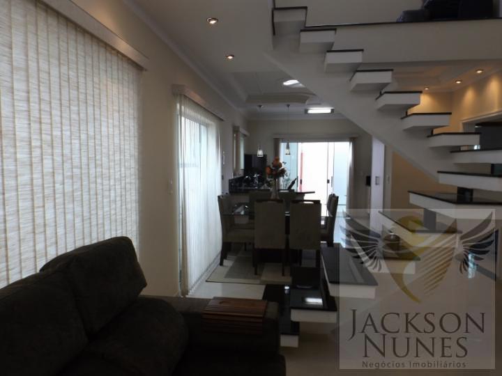 Casa à venda com 3 quartos, 310m² - Foto 15