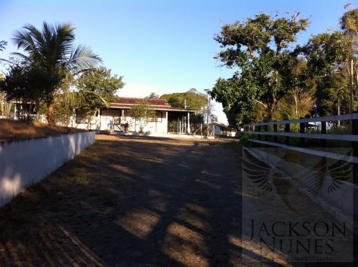 Chácara à venda com 3 quartos, 1200m² - Foto 1
