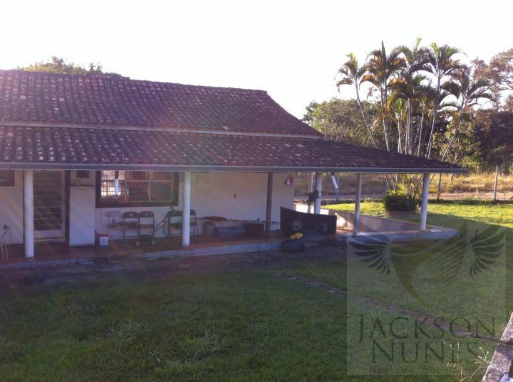 Chácara à venda com 3 quartos, 1200m² - Foto 2