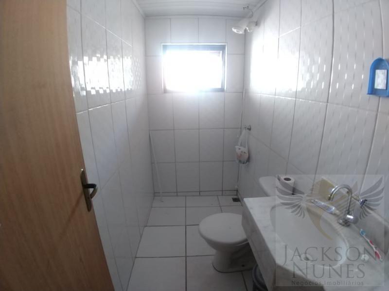 Casa à venda com 2 quartos, 340m² - Foto 10