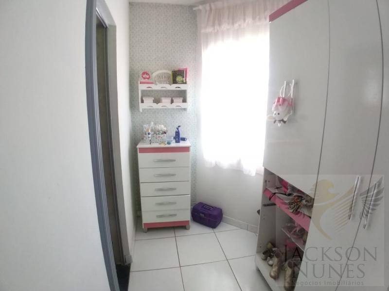 Casa à venda com 2 quartos, 340m² - Foto 20