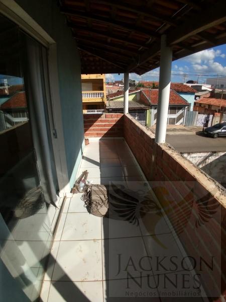 Casa à venda com 2 quartos, 340m² - Foto 25
