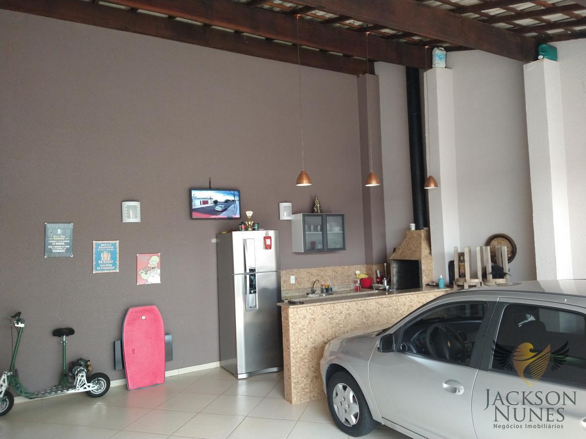 Casa à venda com 4 quartos, 330m² - Foto 4