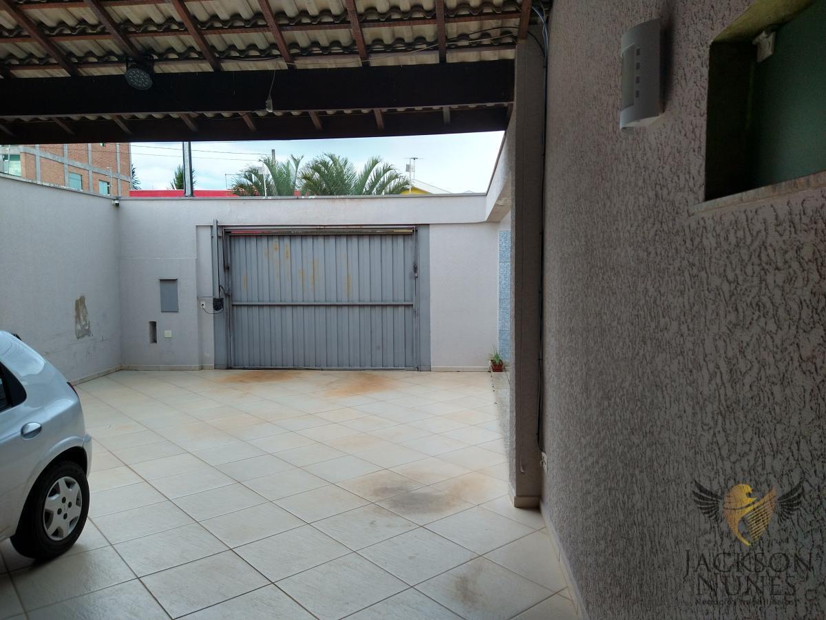 Casa à venda com 4 quartos, 330m² - Foto 5