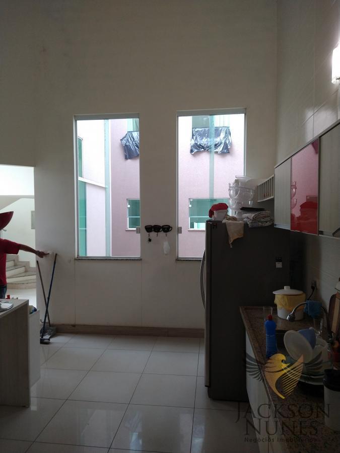 Casa à venda com 4 quartos, 330m² - Foto 6