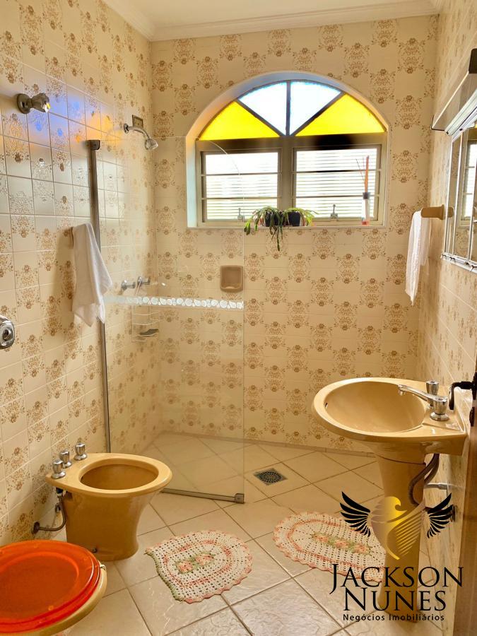 Casa à venda com 3 quartos, 450m² - Foto 13