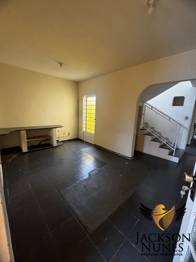Casa à venda com 3 quartos, 131m² - Foto 3