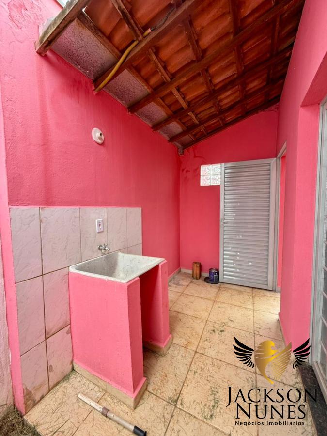 Casa à venda com 2 quartos, 160m² - Foto 9