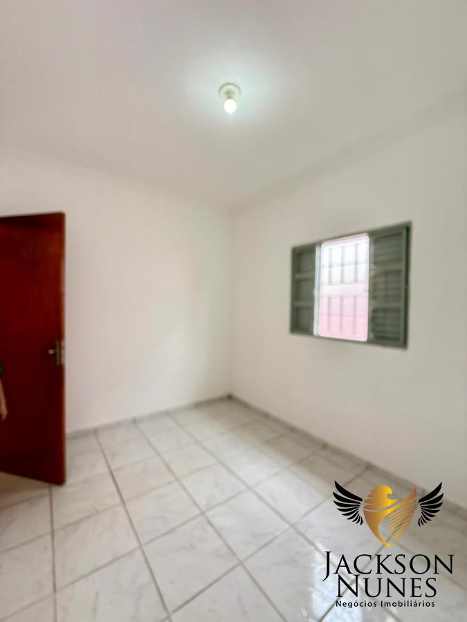 Casa à venda com 2 quartos, 160m² - Foto 5