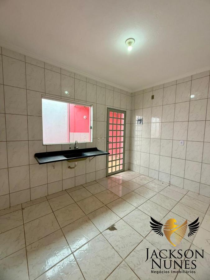 Casa à venda com 2 quartos, 160m² - Foto 3